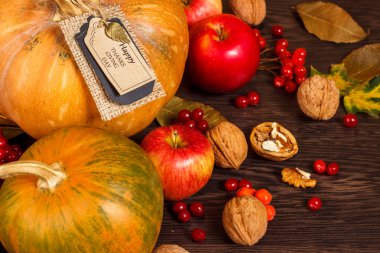 Şükran günü kabak ve elma