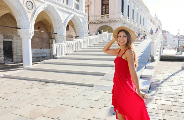 Venedik Teki Heyecanlı Genç Prenses Talya Daki Muhteşem Şehri Ziyaret — Stok fotoğraf