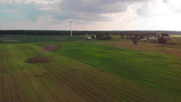 Luchtfoto Van Windturbine Akkers — Stockvideo