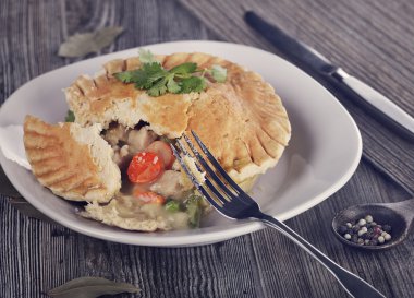 tavuklu börek