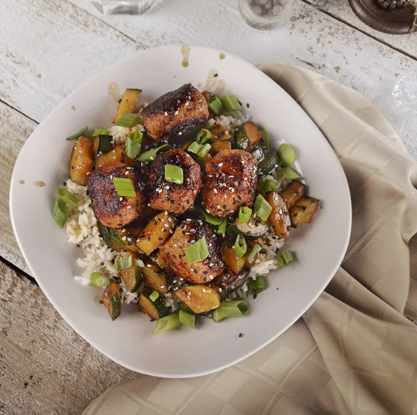 Almôndegas com arroz — Fotografia de Stock