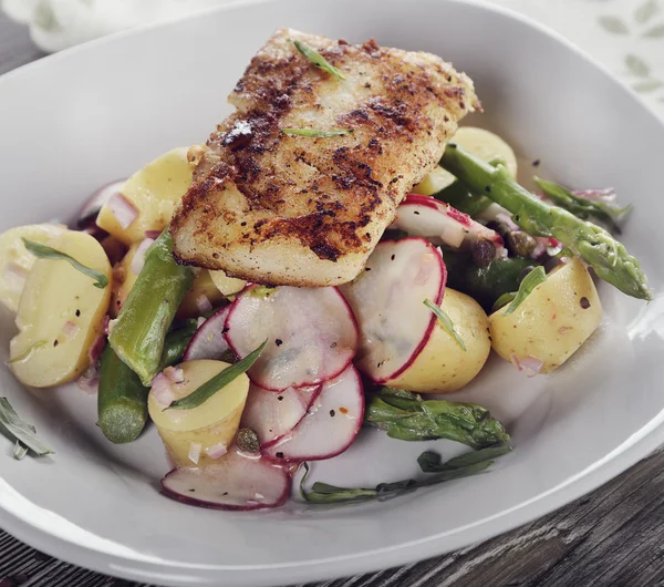 Cod Fillet and Vegetables — Stok fotoğraf