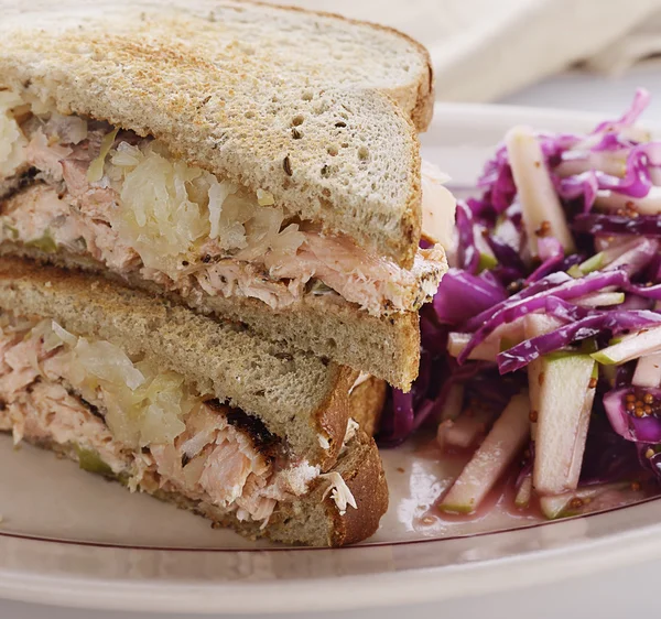 Salmon Sandwich and Red Cabbage — Stock Photo, Image