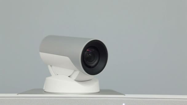Teleconferentie, videoconferentie of telepresence camera close-up voor zakelijke bijeenkomst kamer, Hd — Stockvideo
