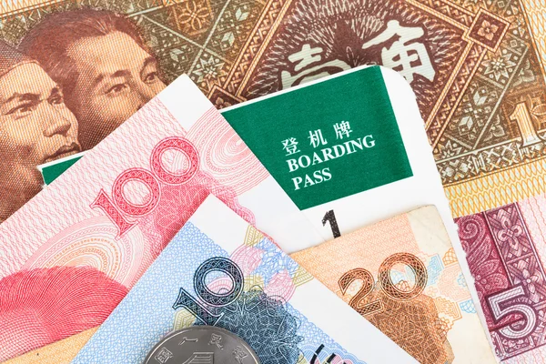 Chinese or Yuan banknotes money and coins from China's currency, — Stock Photo, Image