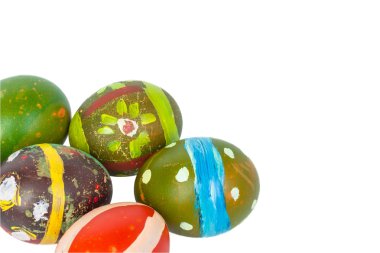 Mutlu Paskalya yumurta festival etkinliği beyaz arka plan üzerinde