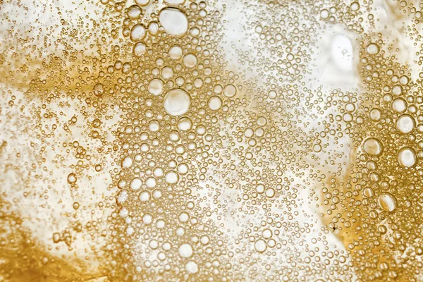 Bolhas de cerveja dourada — Fotografia de Stock