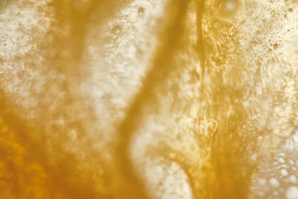 Burbujas de cerveza dorada —  Fotos de Stock
