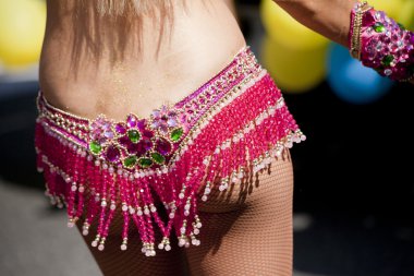 Karnaval dansçı resmi geçit