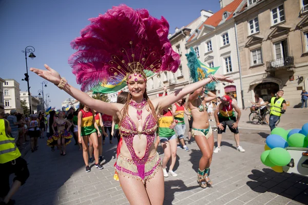 Carnival dancer on the parade — Stock Photo, Image