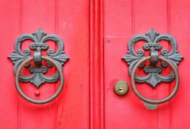 antika kapı tokmakları