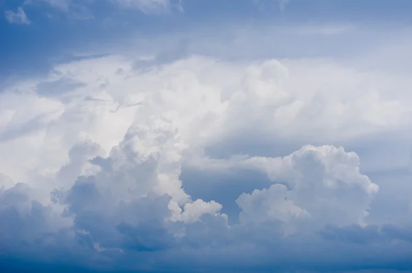 Nuvens na natureza — Fotografia de Stock