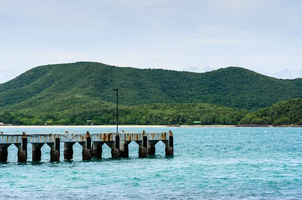 Green island and sea nature landscape — Stock Photo, Image