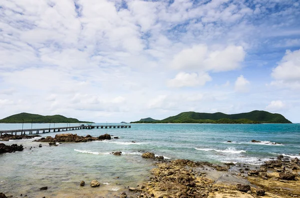 Green island and sea nature landscape — Stock Photo, Image