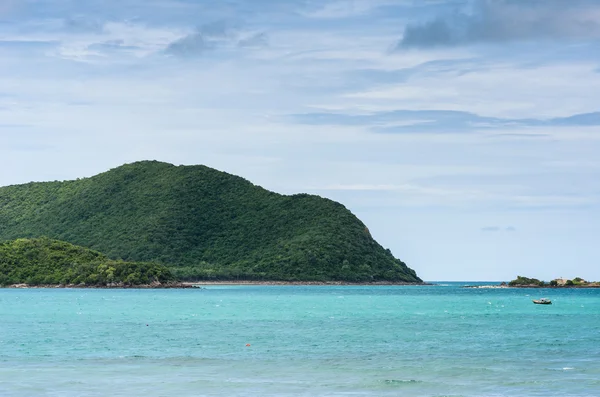 Green island and sea nature landscape — Stock Photo, Image