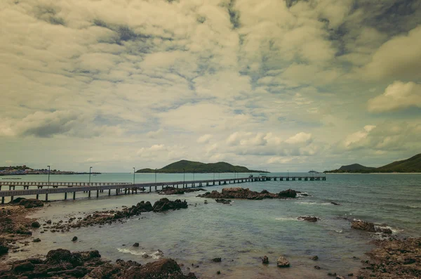 Green island and sea nature landscape vintage — Stock Photo, Image