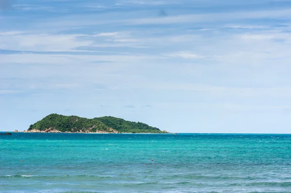 Green island and sea nature landscape — Stock Photo, Image