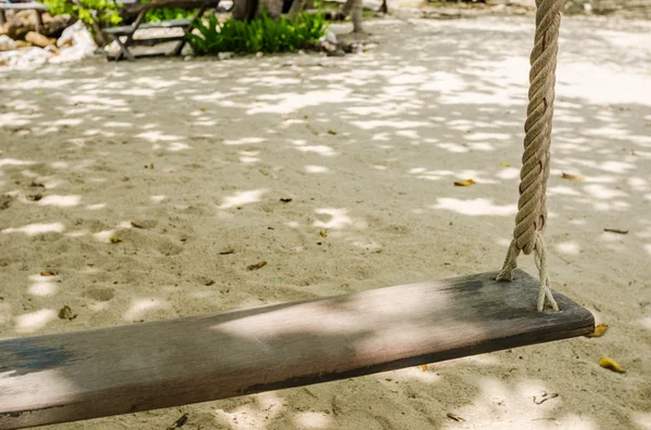 Swing on beach — Stock Photo, Image