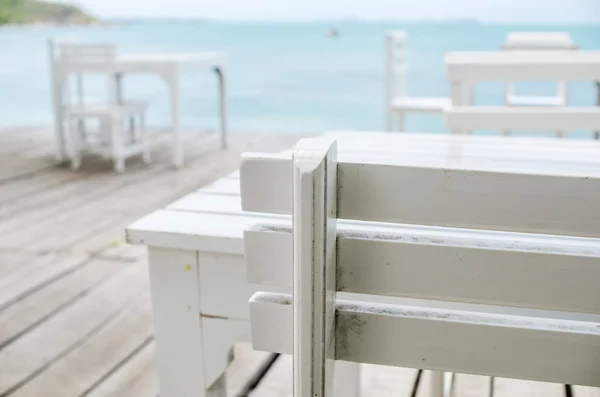 Wood dock White chair and table — Stock Photo, Image