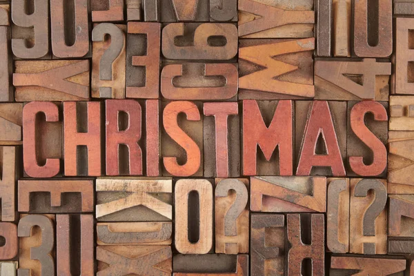 老式字母压木块中的圣诞词 — 图库照片