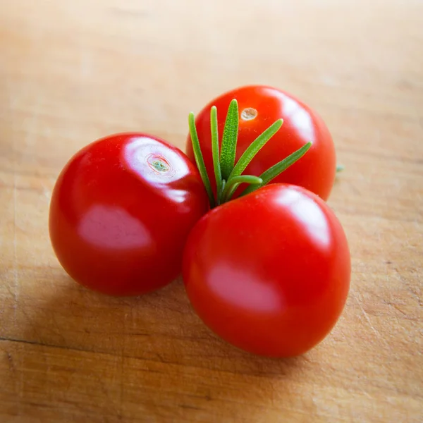 Tomatoes Brown Textured Wood — Stock Photo, Image