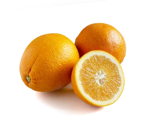 Färsk apelsin halveras — Stockfoto
