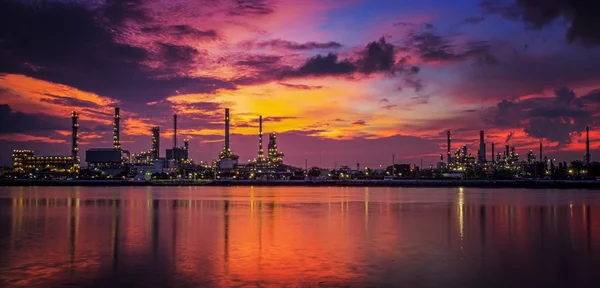 Instalação petroquímica — Fotografia de Stock