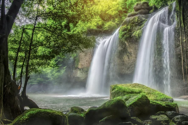 Cachoeira Heo Suwat — Fotografia de Stock