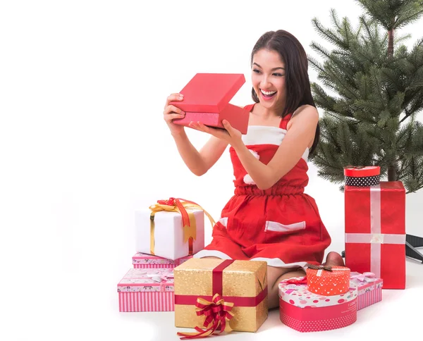 Vacker Asien kvinna bära Santa Clause kostym — Stockfoto