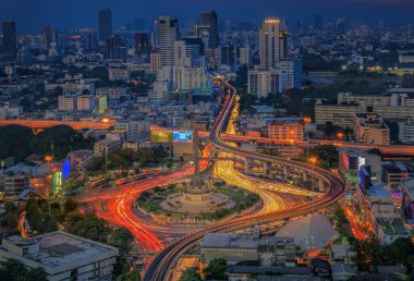 Bangkok şehir gece görünümü