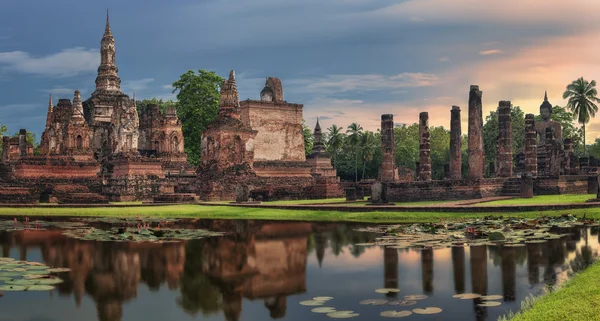 Sukhothai historischer Park, — Stockfoto