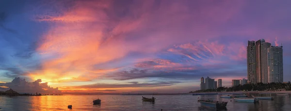 Pattaya cidade e mar — Fotografia de Stock