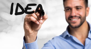 Adam fikir sözcük yazma