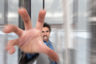 Agresif işadamı bir şey almak
