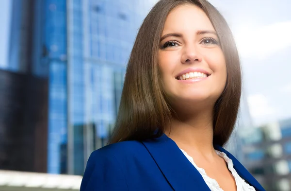 Confident businesswoman outdoor — Stock Photo, Image