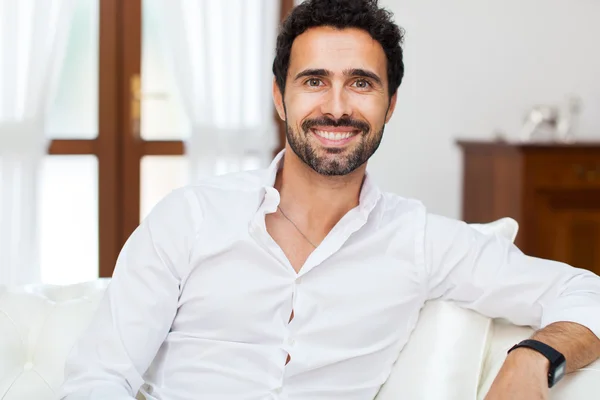 Man relaxing at home — Stock Photo, Image
