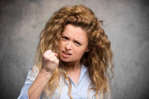 Angry woman menacing you — Stock Photo, Image