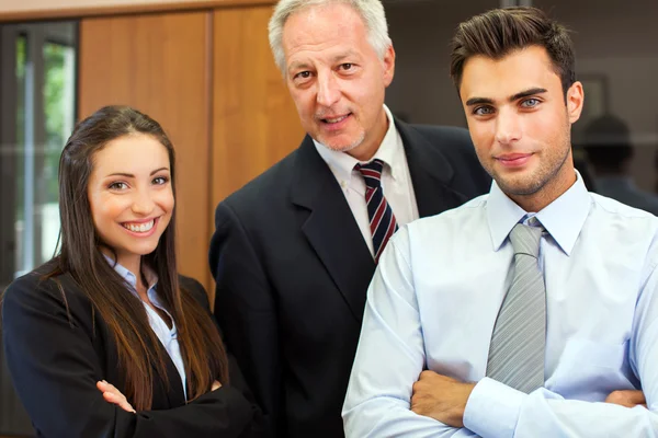 Geschäftsleute in ihrem Büro — Stockfoto