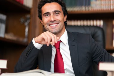 Studio emin avukat