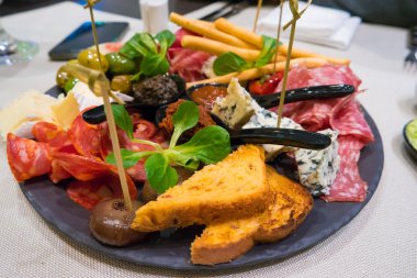 Karışık İtalyan meze