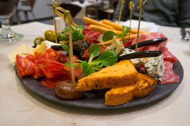 Karışık İtalyan meze