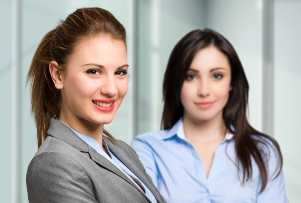 Socios comerciales en la oficina — Foto de Stock