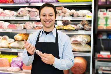 bakkal sonra işte dükkâncı