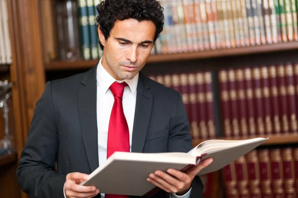 Geschäftsmann oder Büroangestellter — Stockfoto