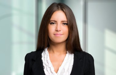 Sevimli kadın açık