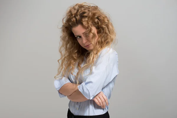 Mujer joven triste —  Fotos de Stock