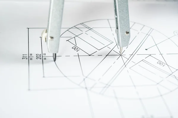 Kompass auf einer technischen Zeichnung — Stockfoto
