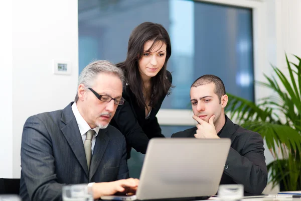 Group Business People Discussing Office Using Tablet — Stock Photo, Image