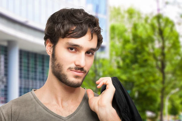 Schöner junger Mann — Stockfoto