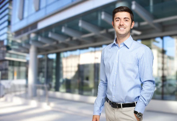 Businessman in an urban setting — Stock Photo, Image